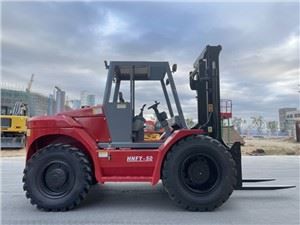 5 ton grov terräng gaffeltruck Socma-maskin
