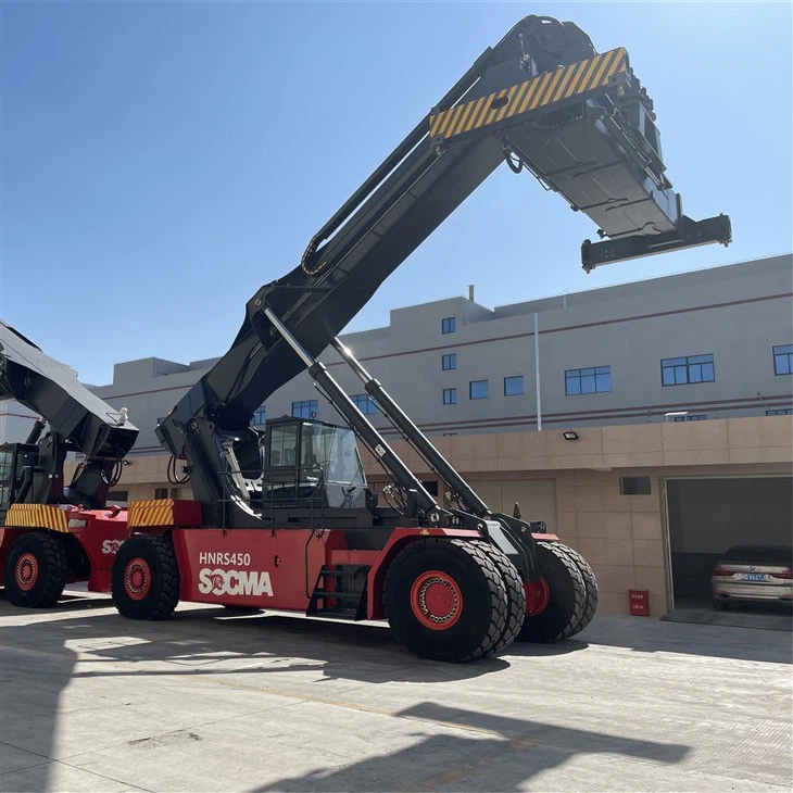 HNRS1009 Truck Container Forklift 45 Ton Reach Stacker For Container Handling